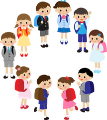 ランドセルを背負う小学生