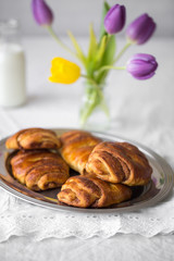 sweet rolls with cinnamon and cardamom