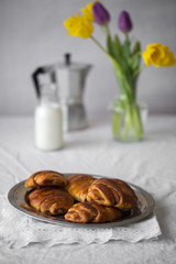sweet rolls with cinnamon and cardamom