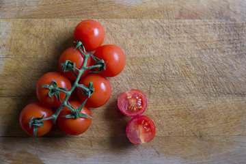 Tomatoes on cutting board