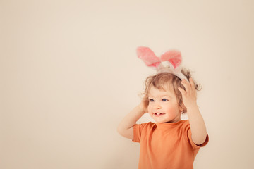 Obraz na płótnie Canvas Easter Baby Bunny