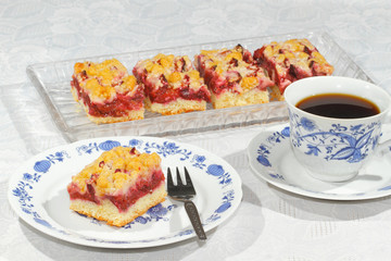 Plum cake, Plum tart