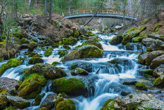 tabiat milli park i&ccedil;i ve şelale