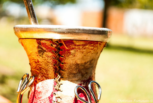 MATE REVESTIDO CON CUERO COCIDO