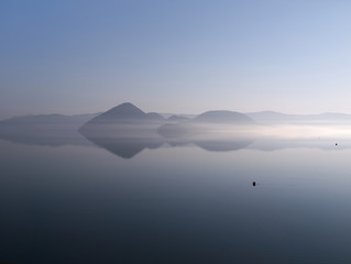 湖の朝