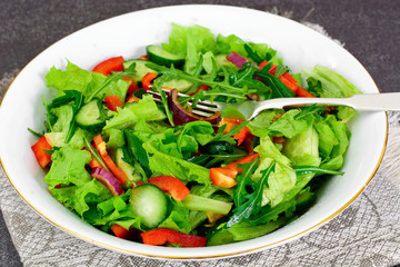 Lettuce with Arugula  Cucumber  sweet pepper  red onion and bals