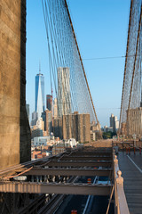 Fototapeta premium Manhattan and One World Trade Center from Bridge