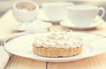 Cake or Lemon pie with meringue