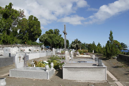 Tombes d'un cimetière, La Réunion