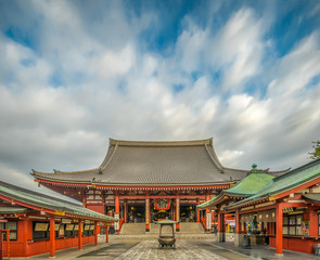 Fototapeta premium Tokyo oldest Buddhist temple SensoJi.