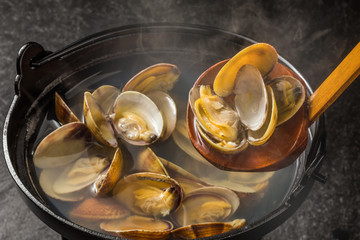 あさりの潮汁　Seafood soup with salt of the clam
