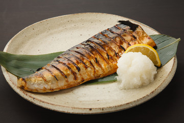 鯖の塩焼き