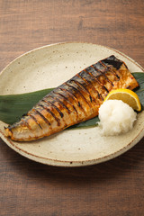 鯖の塩焼き