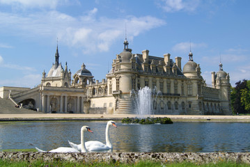 Castle of Chantilly, France - obrazy, fototapety, plakaty