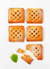 Little apricot pies