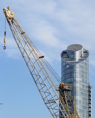 Lipstick building portsmouth  © stevencann
