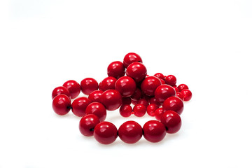 красные бусы