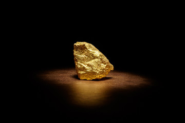 Closeup of big gold nugget