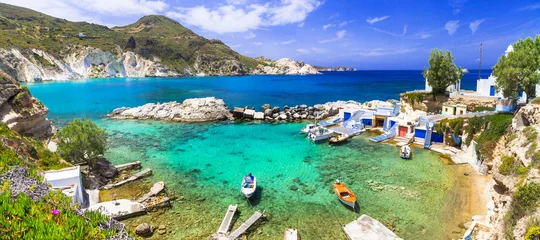Türaufkleber Küste Milos - traditionelles Dorf Mandrakia, schöne Inseln Griechenlands