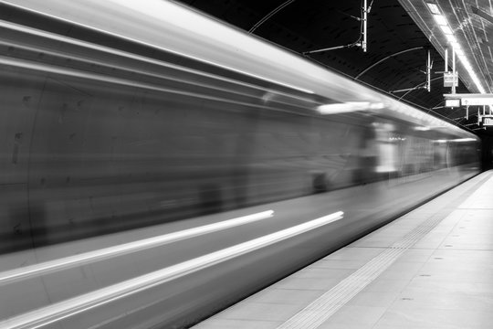 subway speed blur background black white