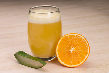zumo savila y naranja