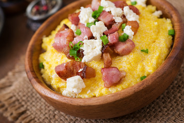 Banosh - Ukrainian Hutsul meal (maize porridge) with bacon, cracklings and cheese