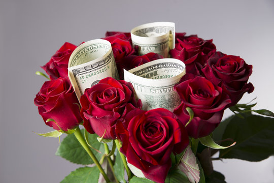 Fototapeta Bouquet of red roses on a gray background