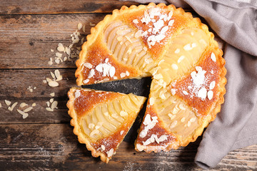 pear pie with almonds