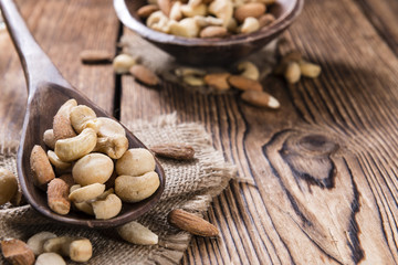 Mixed roasted and salted nuts