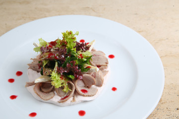 Salad with ham and cheese