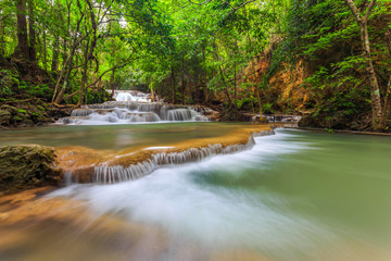 Fototapeta na wymiar waterfall huay mae khamin