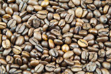 Roasted coffee beans