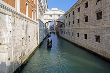 Fototapeta na wymiar Ponte dei Sospiri