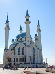 Fototapeta na wymiar Kul Sharif mosque in Kazan, Tatarstan, Russia in daylight