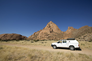Fototapeta na wymiar Traveling around the Spitzkoppe in Namibia