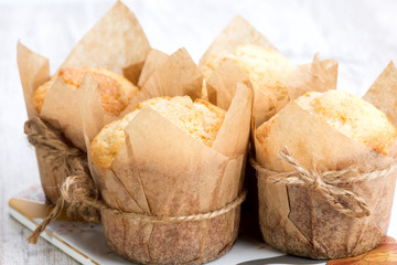 muffins in paper form