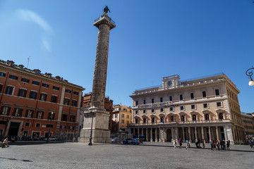 Fototapeta na wymiar Piazza Colonna View