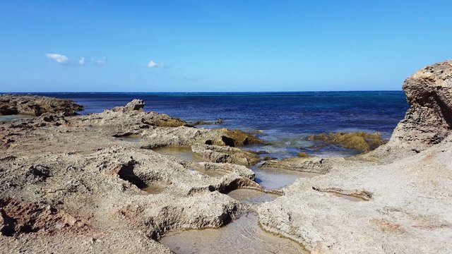 Pictoresque rock formations (4k UHD)