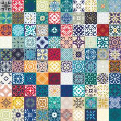 Fototapety  Wspaniały kwiatowy patchwork. Kolorowe marokańskie lub śródziemnomorskie kwadratowe kafelki, plemienne ozdoby. Do drukowania tapet, wypełnień deseniem, tła internetowego, tekstur powierzchni. Indygo niebieski biały turkusowy
