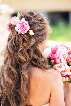 Fototapeta flowers in the bride's hair