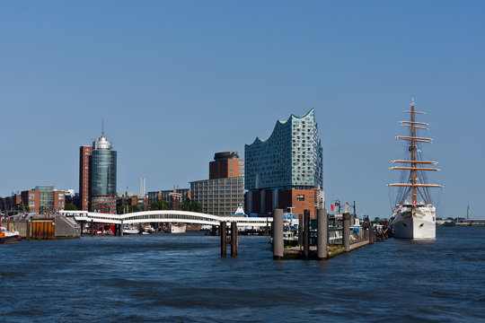 Elbphilarmonie und Hafencity in Hamburg