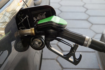 Tanken an der Tankstelle