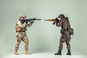 Special force soldiers: american & russian