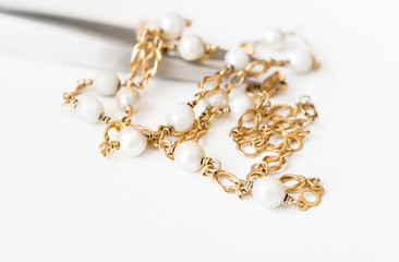 Reparation and restoration of jewelry