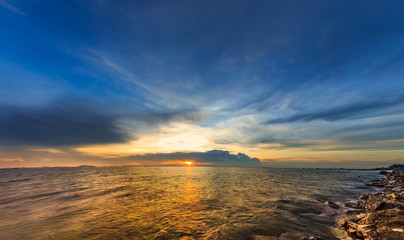 Fototapeta na wymiar Sunset of seascape