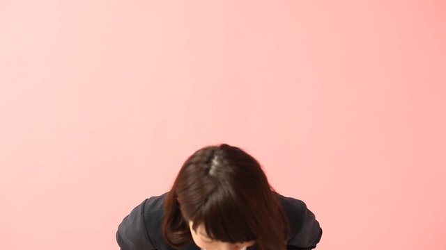 スーツの女性