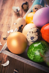Obraz na płótnie Canvas Easter background with colorful eggs