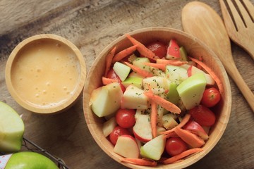 salad fresh apple fruit