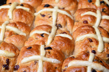 Homemade Easter Hot Cross Buns 
