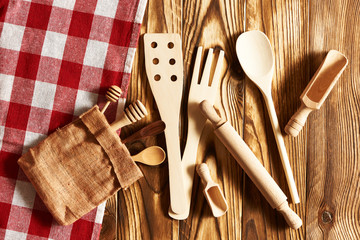 Wooden utensils